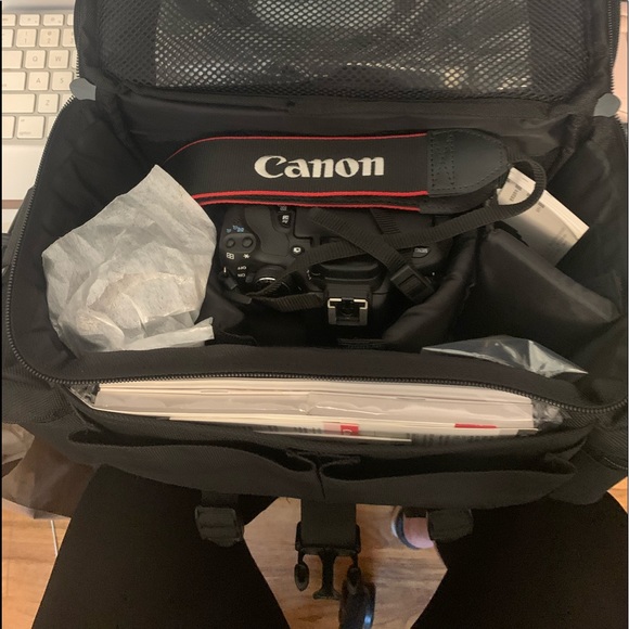 Canon EOS Rebel T3i Eps600D And Lens kit - Picture 2 of 7